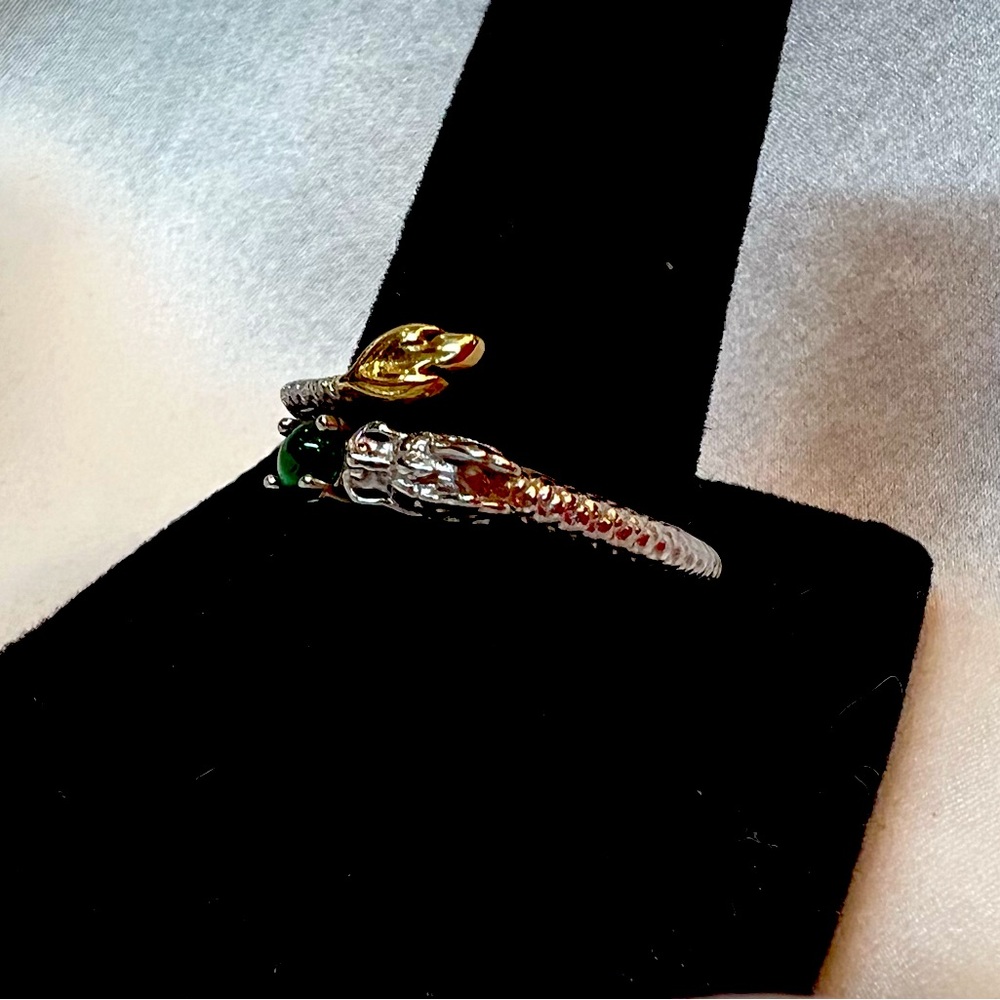 Sterling Silver and Emerald Dragon Ring, adjustable size - Picture 3 of 4